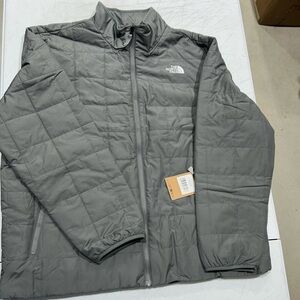 The North Face Men's Junction Insulated Jacket in Smoked Pearl Grey - XXL